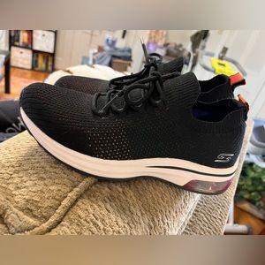 Sketchers Slip-on Hidden Rainbow Black Sneakers